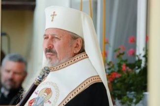 Mitropolia Basarabiei este în centrul unei controverse care îi afectează imaginea: ÎPS Petru s-ar fi retras după apariţia unor imagini compromiţătoare cu caracter sexual