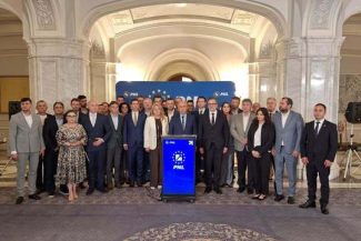 PNL continuă pregătirile pentru Congresul Extraordinar din 21 iunie. Consiliul Naţional, convocat vineri, pentru a stabili agenda şi detaliile evenimentului