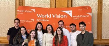 Sondaj World Vision România – Aproape un sfert dintre copiii şi adolescenţii consultaţi spun că adulţii îi ascultă rar sau aproape niciodată. Anxietatea şi presiunea şcolii, principalele probleme ale generaţiei lor