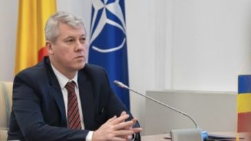 Cătălin Predoiu demisionează din conducerea PNL la mai puţin de un an de la alegerea ca prim-vicepreşedinte: Cel mai longeviv ministru postdecembrist – 9 ani, 10 luni şi 13 zile, prim-ministru interimar de trei ori şi preşedinte al PNL