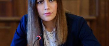 Proiectul co-iniţiat de USR pentru întărirea apărării digitale a României, adoptat de Parlament