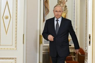 Putin spune că nu vede în prezent niciun motiv pentru a se întâlni cu Zelenski şi îi consideră scrisoarea „obraznică”