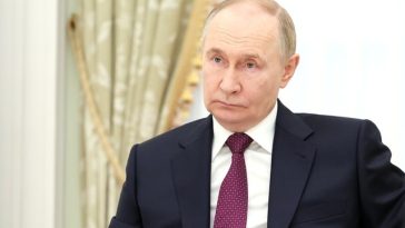 Rusia pregăteşte un ”război juridic” împotriva Occidentului, pentru a-l ”slăbi” şi influenţa, avertizează spionajul leton. Moscova vrea să dea în judecată la CIJ ţările baltice cu privire la o ”discriminare” a ruşilor şi rusofonilor şi vizează o confrunta