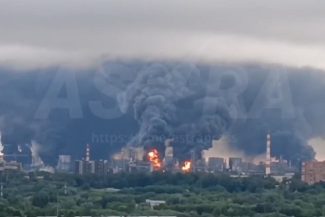 Moscova a fost ţinta celui mai amplu atac cu drone ucrainene din ultimii ani; aproape 200 de drone au fost doborâte, iar o rafinărie a fost lovită
