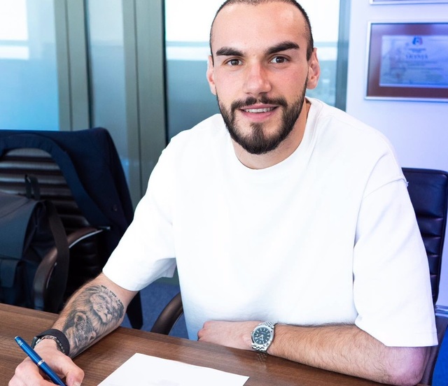 Răzvan Sava, contract pe patru ani cu Universitatea Craiova