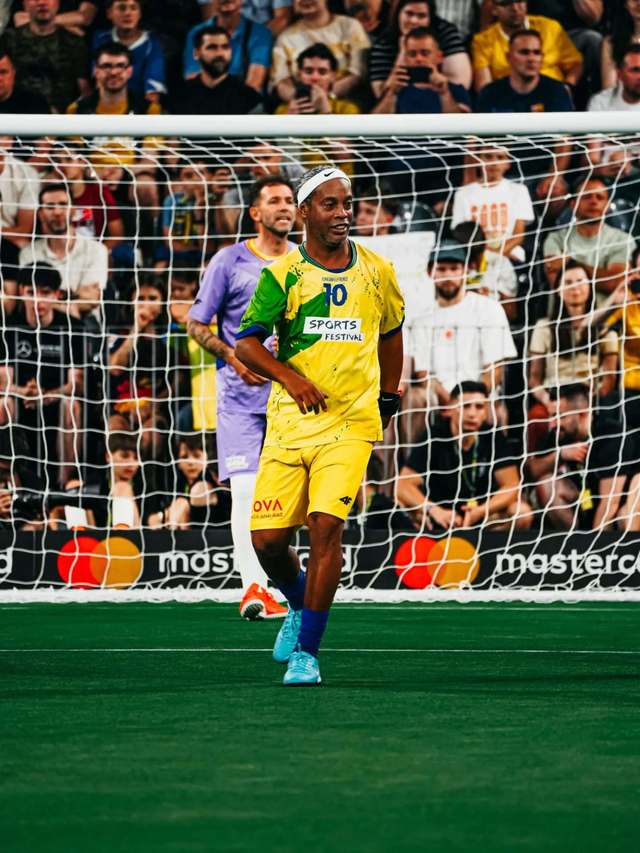 La 46 de ani şi la 11 ani de când s-a retras, Ronaldinho este pe cale să revină în fotbalul profesionist