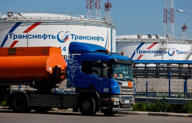 Rusia ia în calcul interzicerea completă a exporturilor de motorină pentru stabilizarea pieţei interne