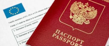 Unsprezece ţări europene, inclusiv nouă state membre UE, cer Comisiei Europene să înăsprească condiţiile de intrare a turiştilor ruşi în UE. Ele cer interzicerea militarilor şi veteranilor ruşi