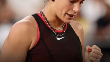 Arina Sabalenka a eliminat-o pe Naomi Osaka şi s-a calificat în sferturi la Roland-Garros