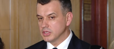 Eugen Tomac: România are nevoie de stabilitate / Guvernul pe care îl propun este format din profesionişti şi are ca obiectiv stabilitatea, relansarea economică şi păstrarea direcţiei pro-occidentale a ţării – VIDEO