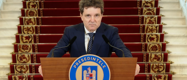 Nicuşor Dan: De când sunt în politică, văd politicieni care nu fac decât să calculeze alegeri viitoare, în cazul de faţă, alegerile din 2028 / Puţin le pasă românilor de dezbaterile noastre electorale. Românii vor guvernare