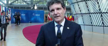 Nicuşor Dan: La Consiliul European de vară de la Bruxelles, discutăm progrese concrete privind consolidarea capacităţii de apărare a Uniunii Europene, cu o atenţie specială acordată Flancului Estic şi operaţionalizării proiectului ”Eastern Flank Watch” –
