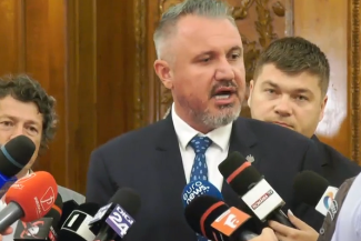 Romeo Lungu, după audierea în comisii: Părerea mea personală este că acest guvern va avea minimum 233 de voturi / Nu se roagă nimeni de AUR, nu am negociat cu nimeni de la AUR