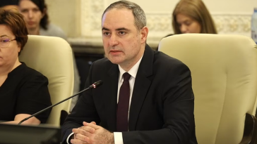 AUDIERI ÎN COMISII – Nazare, aviz favorabil în comisii: În ultima lună, am fost de două ori într-o ipostază foarte îngrijorătoare în relaţia cu agenţiile de rating / Efectele unei retrogradări nu se limitează la o lună, două, vorbim de ani de zile