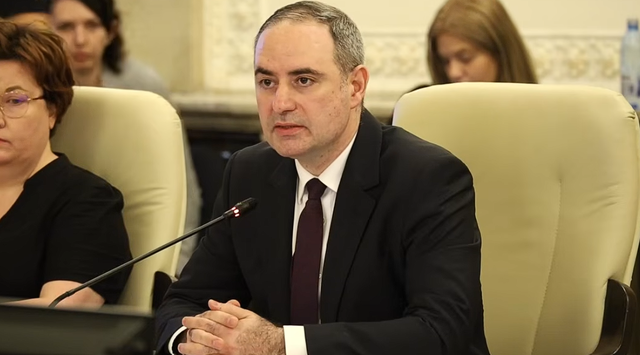 AUDIERI ÎN COMISII – Nazare, aviz favorabil în comisii: În ultima lună, am fost de două ori într-o ipostază foarte îngrijorătoare în relaţia cu agenţiile de rating / Efectele unei retrogradări nu se limitează la o lună, două, vorbim de ani de zile