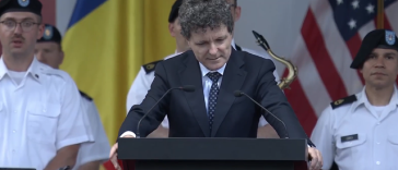 Nicuşor Dan, la recepţia de la Ambasada SUA: România va rămâne de neclintit alături de Statele Unite în apărarea libertăţii şi democraţiei / Arma noastră comună cea mai eficientă este unitatea, iar forţa unităţii vine din valorile noastre comune