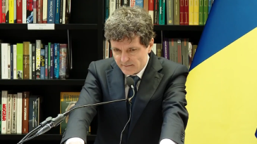Nicuşor Dan: E important să avem un guvern cât mai repede, şi, pentru că parlamentarii vor intra în vacanţă parlamentară, ar fi bine să avem un guvern până marţi / Eu aştept ca partidele să vină la mine cu majoritate. Mă aştept la responsabilitate