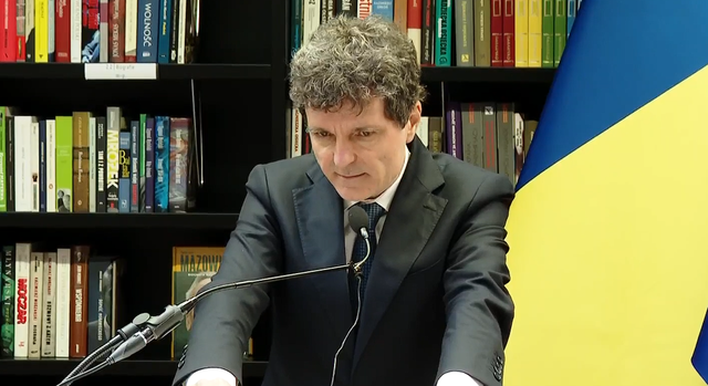 Nicuşor Dan: E important să avem un guvern cât mai repede, şi, pentru că parlamentarii vor intra în vacanţă parlamentară, ar fi bine să avem un guvern până marţi / Eu aştept ca partidele să vină la mine cu majoritate. Mă aştept la responsabilitate