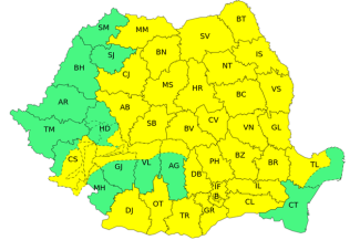 ANM: Instabilitate atmosferică şi averse însemnate cantitativ în mare parte din ţară, vineri şi sâmbătă/ Pe alocuri vor fi căderi de grindină şi vijelii