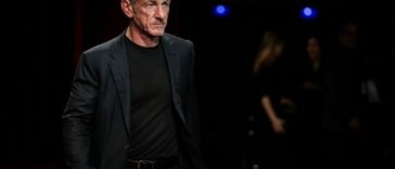 Sean Penn va regiza un film despre asaltul asupra Capitoliului iar Bradley Cooper ar putea avea rolul unui poliţist