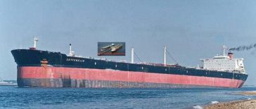 Doi marinari sunt daţi dispăruţi în urma unui presupus atac american asupra unui petrolier în largul coastelor Omanului