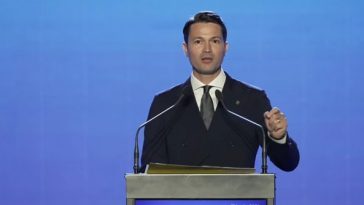 CONGRESUL EXTRAORDINAR AL PNL – Robert Sighiartău: Nu mă gândeam că voi ajunge să spun că trebuie să scoatem partidele de sub sistem, de sub control, dependenţă şi şantaj