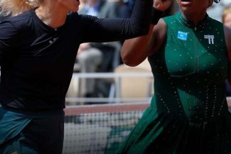 Katerina Siniakova şi Taylor Townsend au câştigat proba de dublu feminin la Roland-Garros