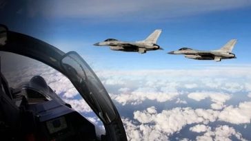 Seulul anunţă că a desfăşurat avioane de vânătoare după ce peste zece avioane chinezeşti şi ruseşti au pătruns în zona apărării aeriene sud-coreene atât deasupra Mării Japoniei, cât şi în sudul peninsulei
