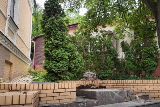 Războiul din Ucraina – O statuie a lui Mihail Bulgakov, considerat a fi un simbol al imperialismului rus, a fost demontată la Kiev/ VIDEO