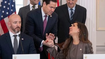 Liderul Hezbollah Naim Qassem respinge Acordul-cadrul între SUA, Israel şi Liban drept o ”greşeală gravă” şi-l denunţă drept ”nul şi neavenit”. El reprezintă o ”abandonare a suveranităţii” Libanului