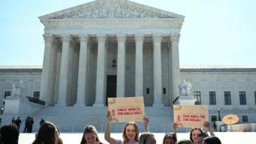 Curtea Supremă americană validează excluderea sportivelor transsexuale de la competiţiile feminine