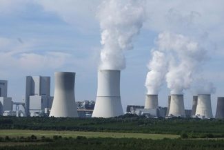 Administraţia Trump acordă împrumuturi de 17,5 miliarde de dolari pentru construirea a 10 reactoare nucleare mari în SUA