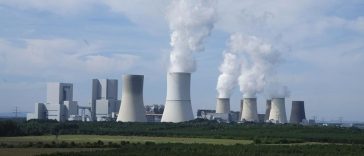 Administraţia Trump acordă împrumuturi de 17,5 miliarde de dolari pentru construirea a 10 reactoare nucleare mari în SUA