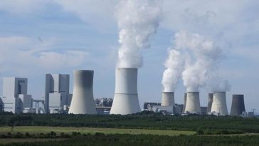 Administraţia Trump acordă împrumuturi de 17,5 miliarde de dolari pentru construirea a 10 reactoare nucleare mari în SUA