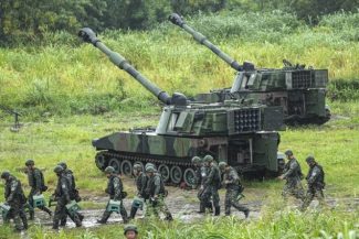 Taiwanul simulează o invazie amfibie chineză a coastelor taiwaneze în condiţii de luptă realiste