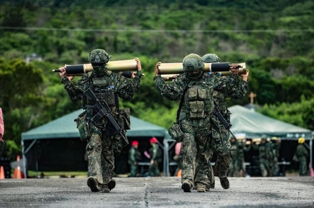 Taiwan organizează cinci zile de exerciţii de pregătire pentru luptă, pe fondul intensificării activităţilor militare chineze