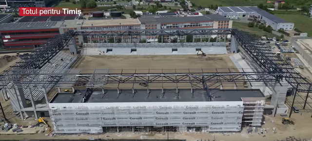 Simonis: Poli nu va putea juca pe stadionul Eroii Timişoarei anul acesta / Dacă este nevoie, suplimentăm cele 20 de milioane pe care le-am pus la dispoziţie. Timişoara merită un stadion, iar Poli are nevoie de o arenă