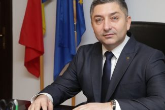 ADRIAN VEŞTEA DESEMNAT PREMIER – Alin Tişe: Cum putem spune PSD-lui să facă guvern cu AUR? Da, PSD a sabotat guvernarea şi a stricat jucăria / Dar dacă a stricat-o PSD-ul o repară cineva?