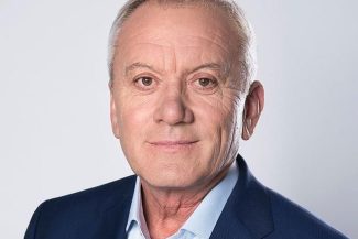 Constantin Toma: Amintiţi-vă Guvernul Cioloş, în care viceprim-ministru era domnul Dîncu, care era controlat de PSD la acel moment, ştim treaba asta! Deci probabil se doreşte acelaşi lucru, să numim nişte tehnocraţi care să răspundă la comenzi