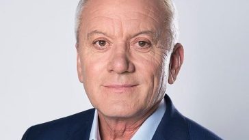 Constantin Toma: Amintiţi-vă Guvernul Cioloş, în care viceprim-ministru era domnul Dîncu, care era controlat de PSD la acel moment, ştim treaba asta! Deci probabil se doreşte acelaşi lucru, să numim nişte tehnocraţi care să răspundă la comenzi