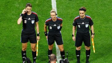 Cupa Mondială: Cehia – Africa de Sud, scor 1-1 / Tori Penso, a doua femeie care arbitrează un meci de CM masculină, la trei ani şi jumătate după Stéphanie Frappart