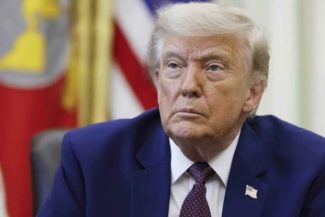 ”Un armistiţiu este atunci când continuăm să tragem, dar în mod mai moderat”, defineşte ironic Trump un armistiţiu în O.Mijlociu