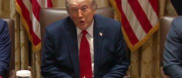 Trump a semnat un ordin executiv care oferă guvernului acces anticipat la noile modele de inteligenţă artificială