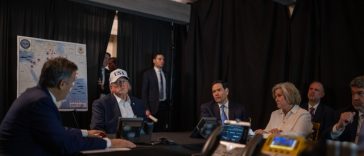 Trump afirmă că a discutat direct cu oficiali iranieni, care i-au cerut să oprească bombardamentele, dar presa de la Teheran dezminte