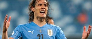 Edinson Cavani s-a despărţit de Boca Juniors după trei ani, dar nu se gândeşte să se retragă