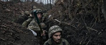 UE ia în considerare limitarea protecţiei pentru bărbaţii ucraineni aflaţi la vârsta la care pot lupta