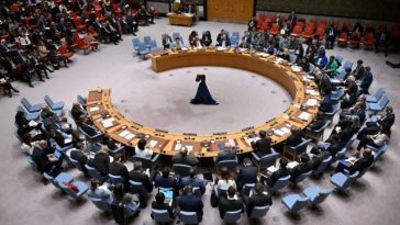 Germania eşuează, pentru prima oară, să fie aleasă membră a Consiliului de Securitate al ONU. ”Este o înfrângere amară”, recunoaşte Berlinul. Portugalia şi Austria, alese pe cele două locuri europene. Zimbabwe, Trinidad şi Tobago şi Kîrgîztsan, ceilalţi t