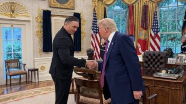 Campionul mondial la box, ucraineanul Oleksandr Usyk, s-a întâlnit cu Donald Trump la Casa Albă