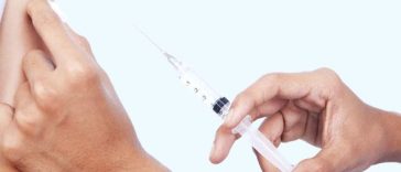 În premieră, un vaccin experimental pentru resetarea sistemului imunitar, testat pentru cancer, HIV şi demenţă