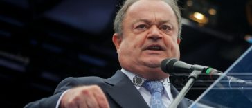 ADRIAN VEŞTEA, DESEMNAT PREMIER – Vasile Blaga spune că nu e nicio scindare în PNL şi cere Congres, cât mai repede cu putinţă: Oricine nu se supune deciziilor partidului, într-un fel sau altul, trădează Partidul Naţional Liberal